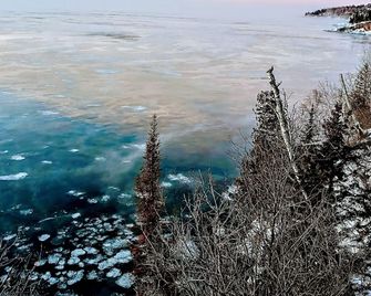 Cliff Dweller on Lake Superior - Tofte - Balcony