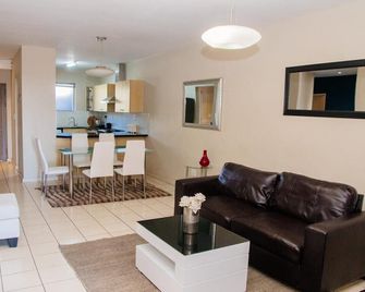 Sandton hideout luxury apartment - Johannesburg - Living room