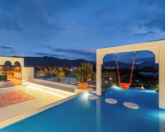 Gucheng district ying Xi ting Yu inn - ליז'יאנג - בריכה