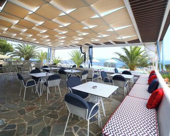 Karras Star Hotel - Évdilos - Restaurant