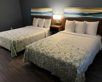 HomeTowne Studios by Red Roof Fort Myers - Fort Myers - Habitación
