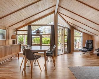 3 Bedroom Stunning Home In Slangerup - Slangerup - Comedor