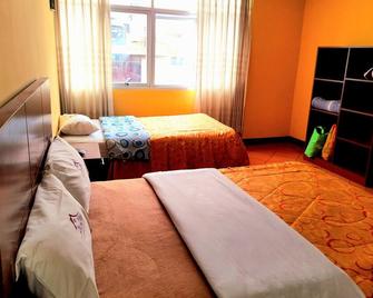 Hospedaje Las Lilas - Huancayo - Habitación