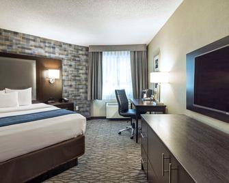 Comfort Inn Montreal Aeroport - Pointe-Claire - Habitación