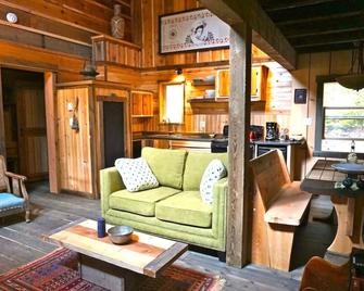 Logden Lodge - Nelson