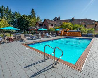 Painter's Lodge - Campbell River - Pool