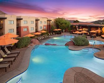 Hilton Sedona Resort at Bell Rock - סדונה - בריכה