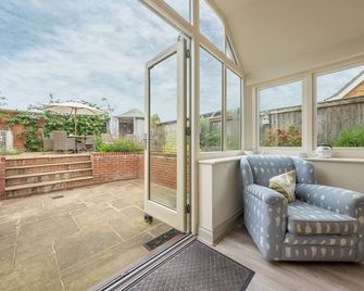 Sutton Cottage, Thornham, Norfolk - Thornham - Balcony