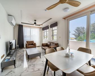 Stay Mikado - Thimarafushi - Comedor
