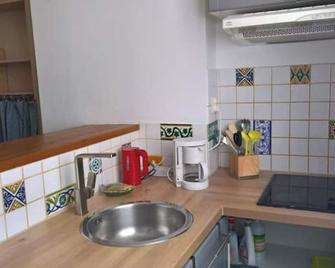 Quiet, cozy studio in the heart of Paris - París - Cocina