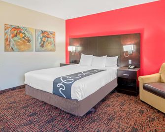 La Quinta Inn & Suites by Wyndham Elk City - Elk City - Habitación