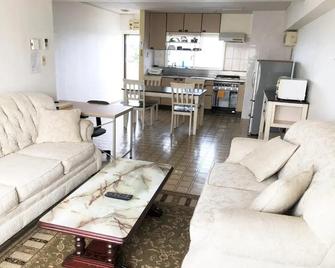 Eagle Lodge - Chatan