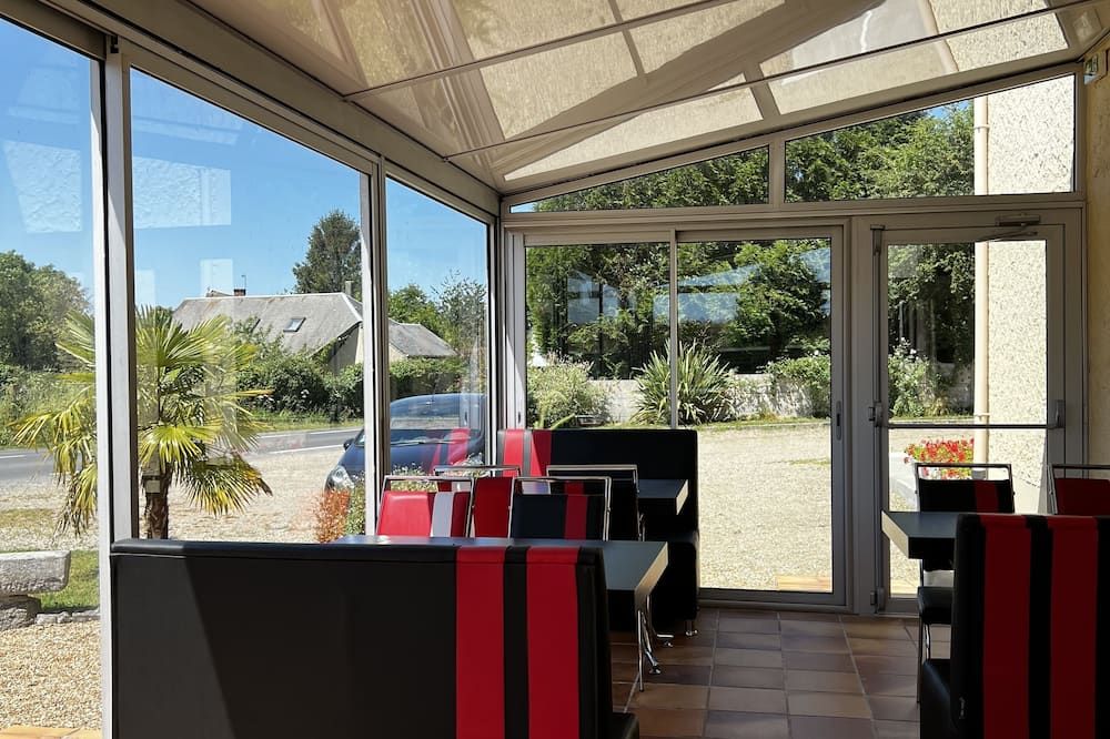 Hotel Les Montois - Céaux - Restaurante