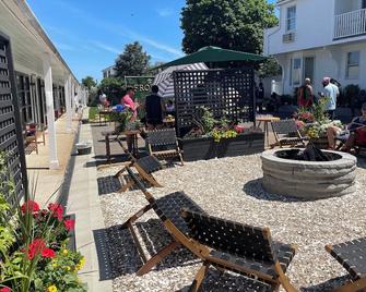 The Bradford - Provincetown - Βεράντα