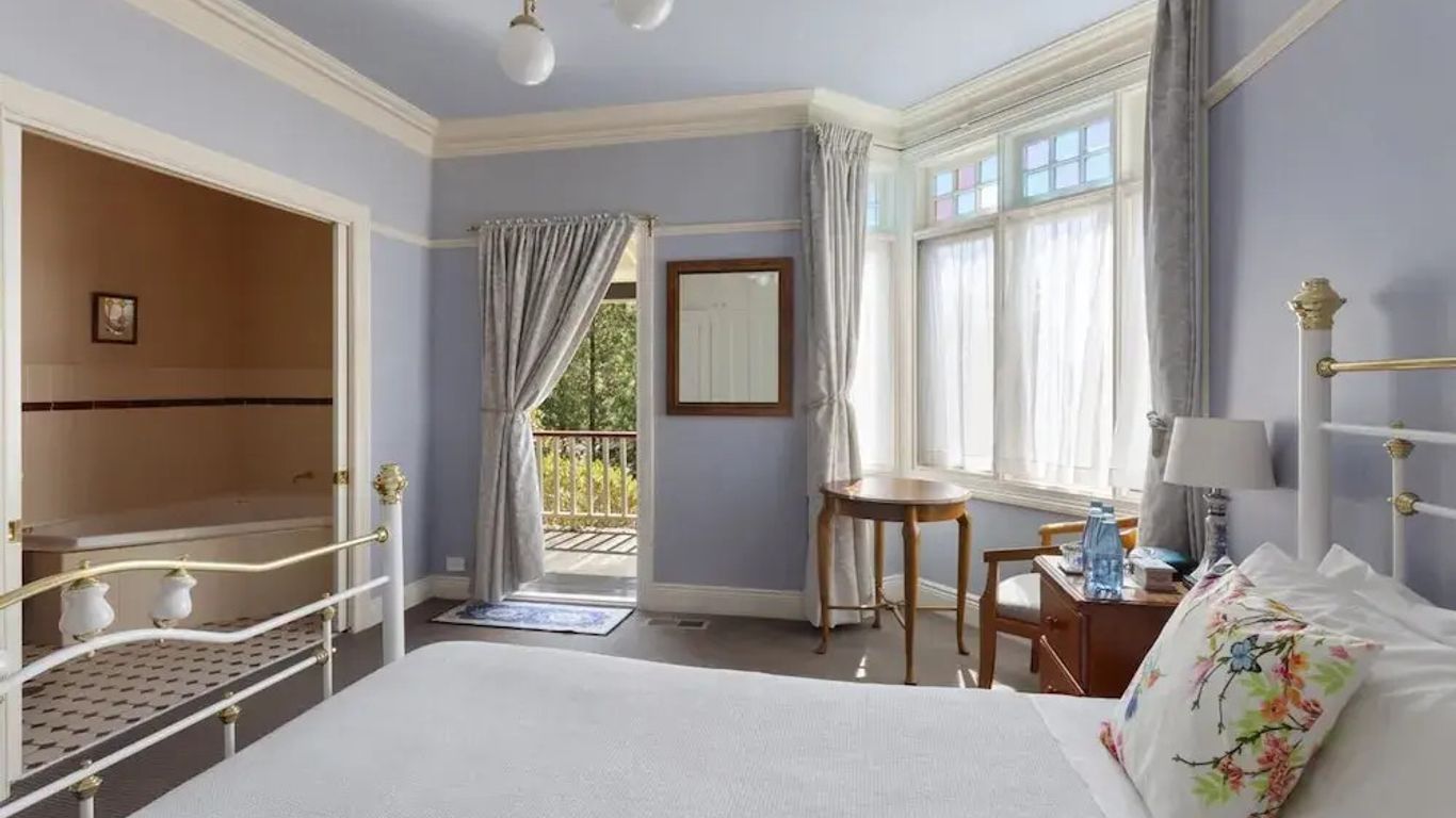 Bethany Manor Bed & Breakfast