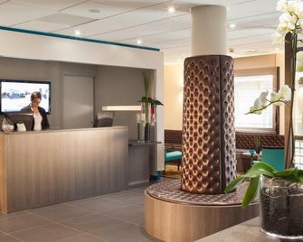 Escale Oceania Quimper - קימפה - דלפק קבלה