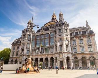Caravaggio Boutique Suite 4 - Antwerpen