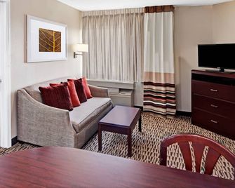 MainStay Suites Chicago Schaumburg - שאומבורג - סלון