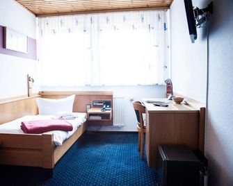 City Hotel Hanau - Hanau - Slaapkamer