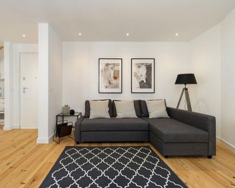 Belem Design 15 by Homing - Lisbon - Living room