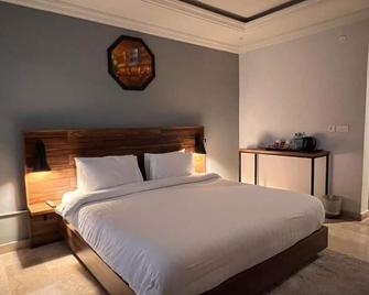 Buland Heights - Murree - Bedroom