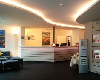 Hotel Krone - Buochs - Receptie