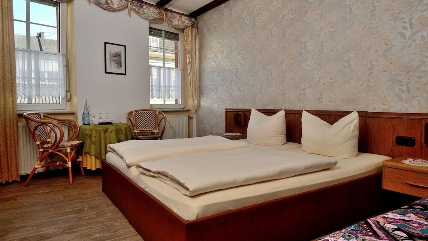 Weinhaus Hotel zum Josefshof