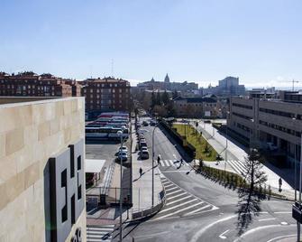 Zenit Hall 88 Studios - Salamanca - Vista del exterior