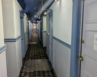 Crystal Startup Hotel - San Francisco - Hallway