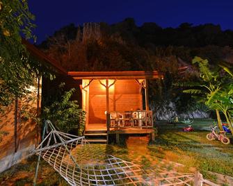 Oblomov Hotel - Cirali - Patio
