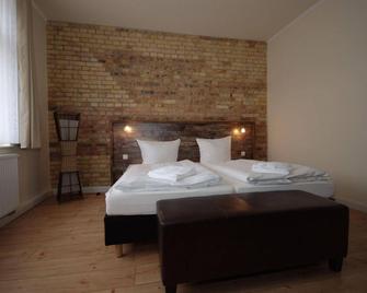 Ringhotel Schwarzer Baer - Lutherstadt Wittenberg - Bedroom