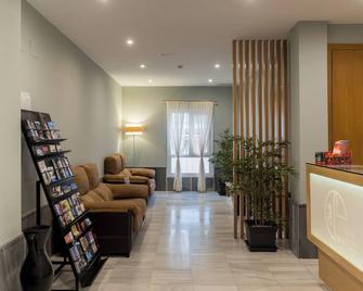 بلازا دي لا لوز كاديز - قادس - ردهة