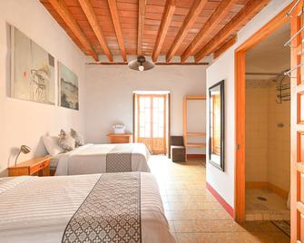 Hotel Meson Cuevano - Guanajuato - Bedroom