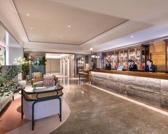 Mercure Chengdu Chunxi - צ'נגדו - דלפק קבלה