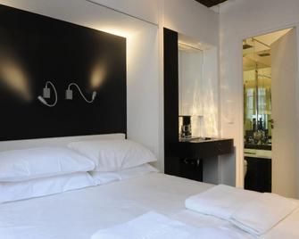 Boutique Hotel de la Place des Vosges - Paris