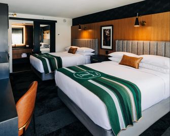 The Trail Hotel - Bardstown - Спальня