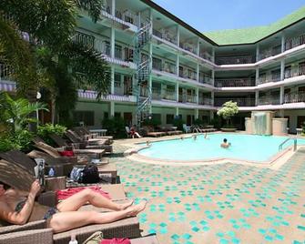 Top North Hotel - Chiang Mai - Pool