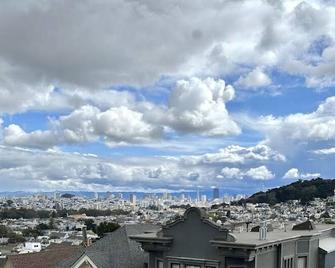 Casablanca- Grand Edwardian View Home - San Francisco - Outdoors view