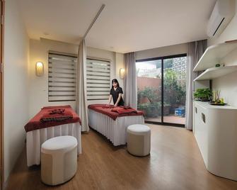 Westlake Pearl Aparthotel & Spa - By Pegasy Group - Hanoi - Olohuone