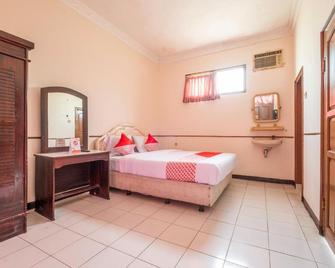 RedDoorz at Hotel Padjajaran Tasikmalaya - Tasikmalaya