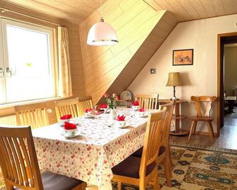 Idyllically situated small farm with horse breeding - Walsrode - Essbereich