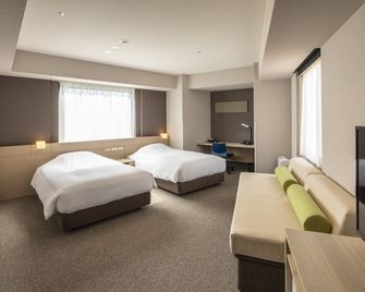 جاي آر كليمينت إن تاكاماتسو - تاكاماتسو - غرفة نوم