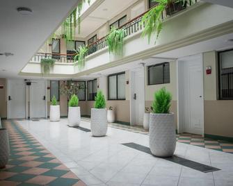 Grand Hotel Santa Ana - Cuenca - Lobby