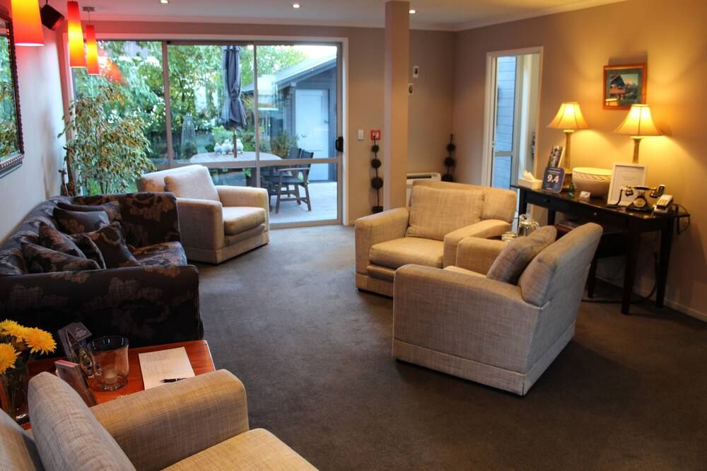 شاليه كوينزتاون - كوينستون - غرفة معيشة