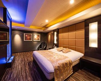 Hotel Mint Osaka Airport - Ikeda - Bedroom