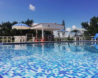 Villa Luzandi - Quimbaya - Piscina