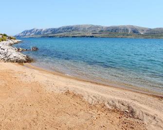 Apartments by the sea Kustici, Pag - 4086 - Kustići - Playa