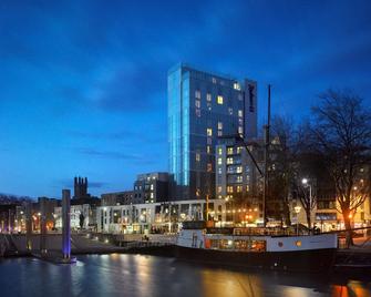 Radisson Blu Hotel, Bristol - Brístol - Edificio