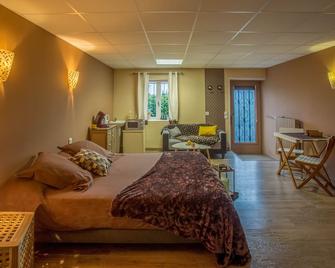 Wellness center and its king size bedroom overlooking the Pyrenees - Villeneuve-de-Rivière - Bedroom