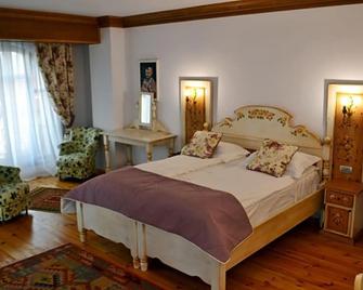 Casa Comana Boutique Hotel - Bucharest - Bedroom